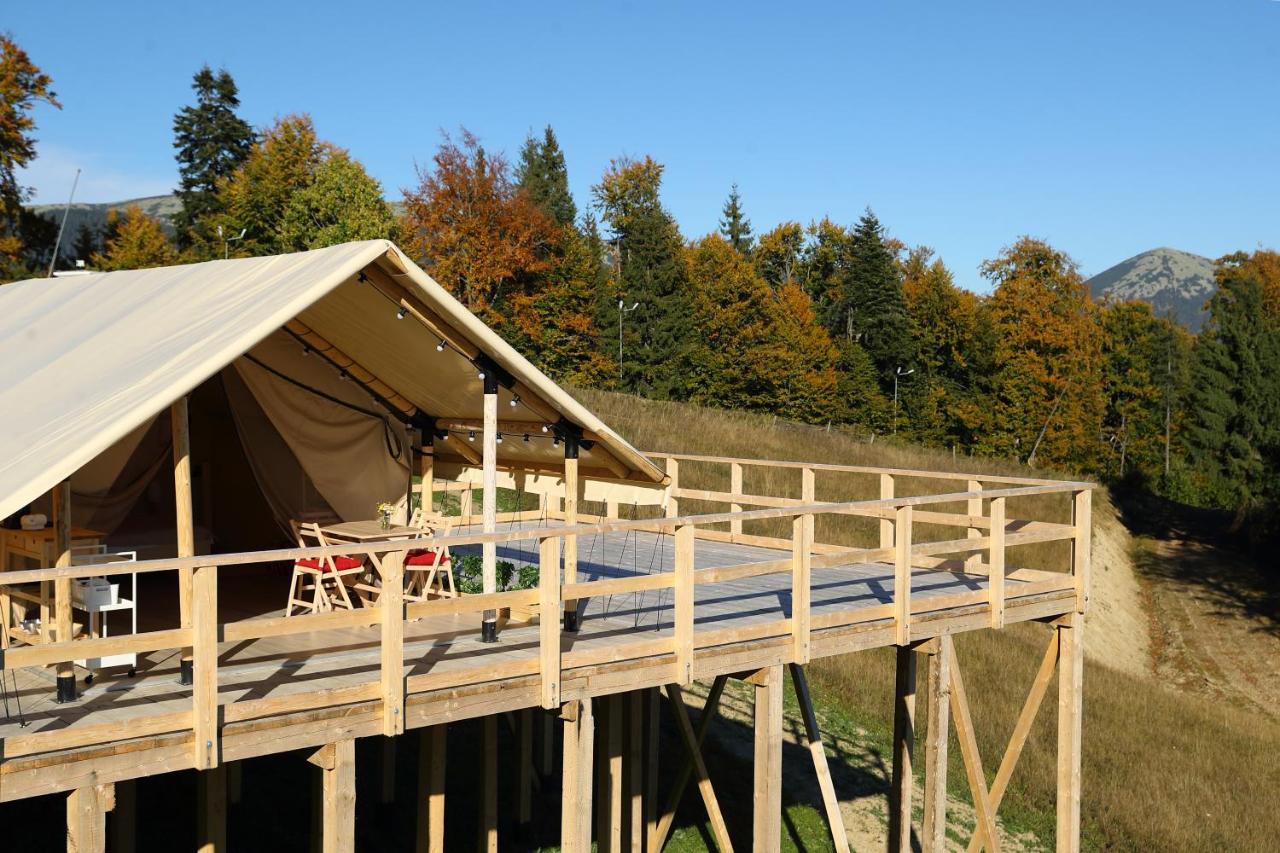 Bukovel Glamping Hotel Exterior foto