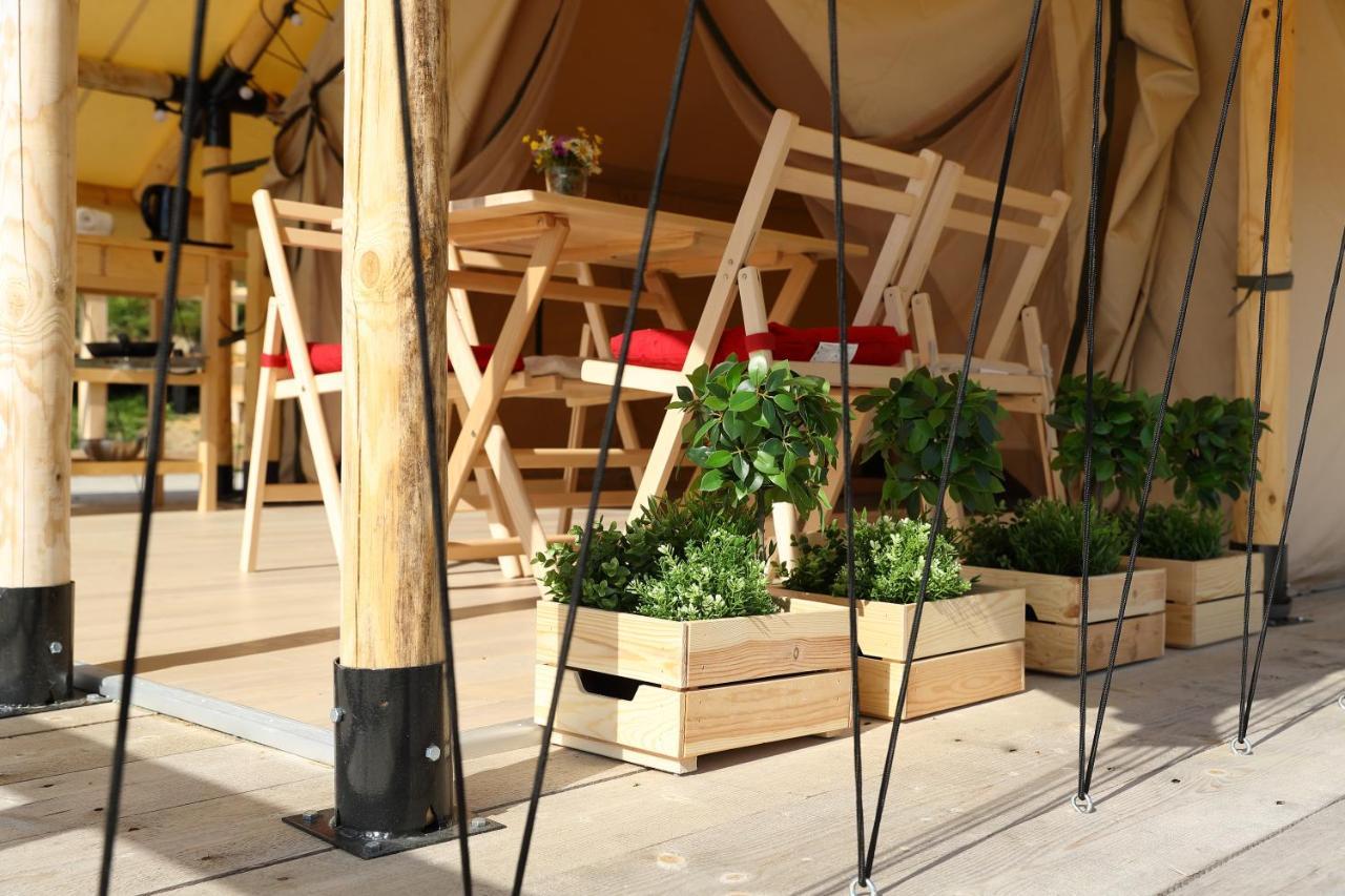 Bukovel Glamping Hotel Exterior foto
